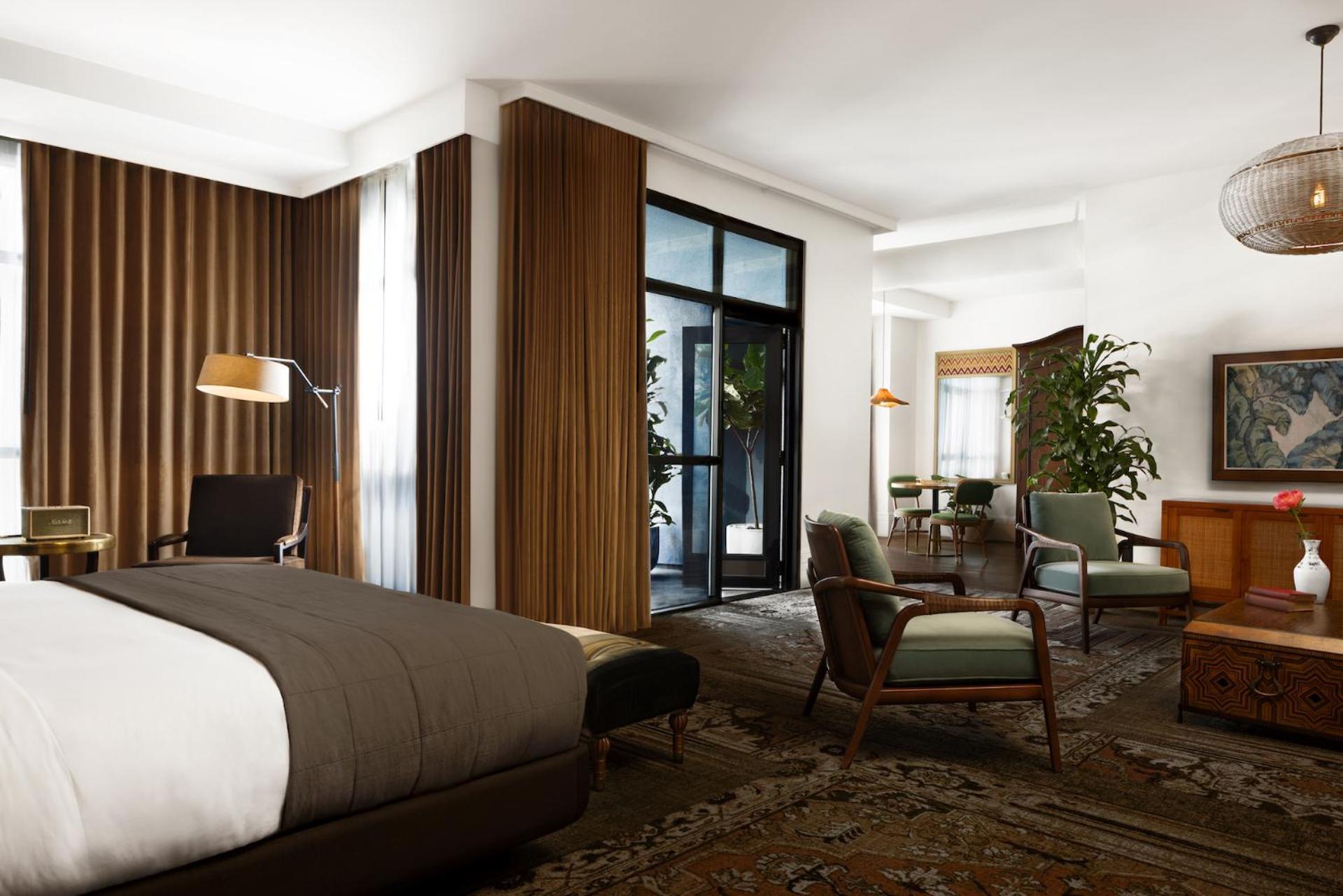 The Aster 5* Los Angeles